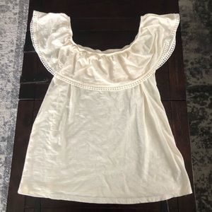 NWT Old Navy on or off the shoulder eyelet top L